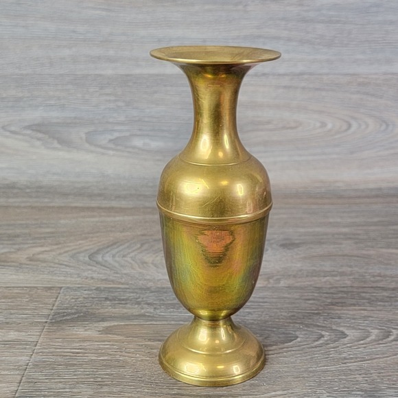 Vintage Brass Vase Small Gold Toned Indie Boho Metal Brass Flower Floral Small 8 - Picture 3 of 7